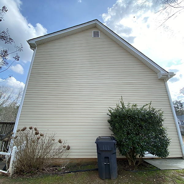 After Pressure Washing House Siding